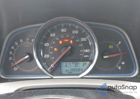 2015 Toyota Rav4 Limited z USA, uszkodzony, nr VIN 2T3DFREV8FW344687